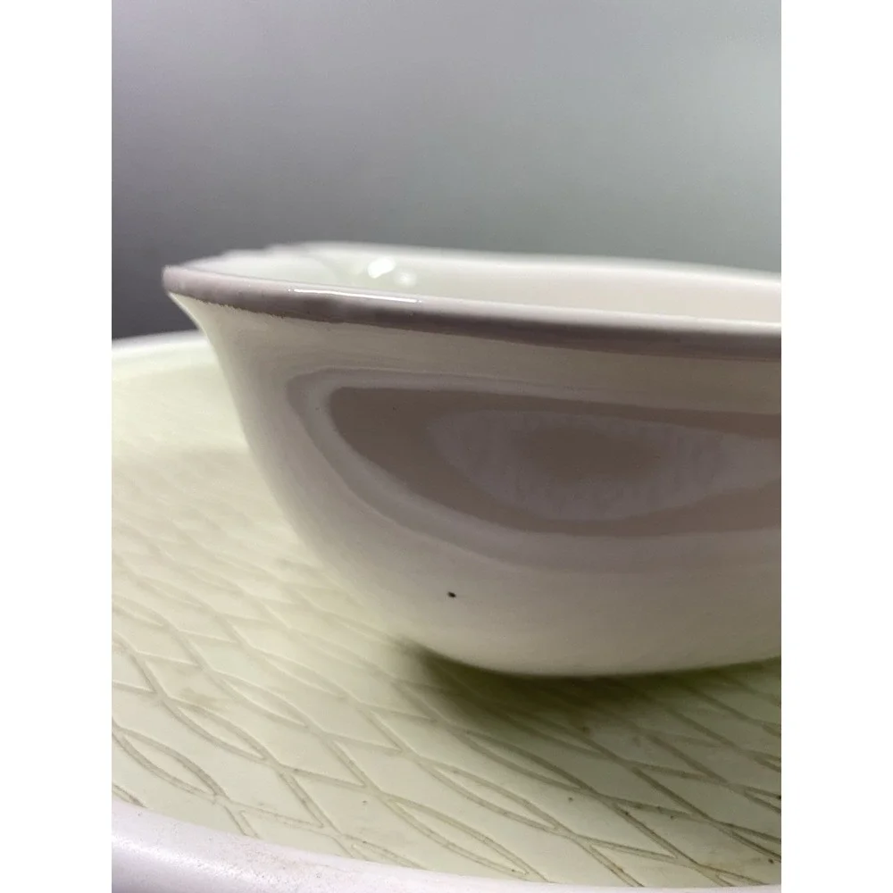 PFALTZGRAFF Vintage APPLE Shaped Set of TWO White bowls EUC‎